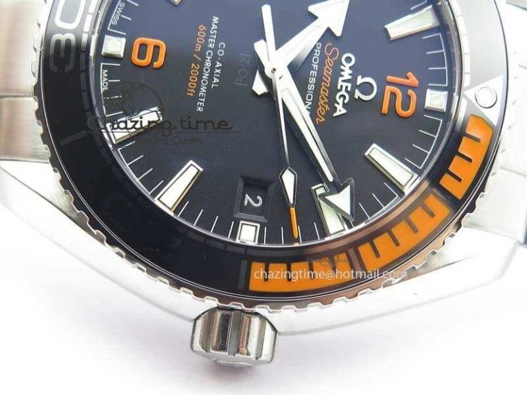 2016 Planet Ocean 43.5mm SS V6F Best Edition Black Dial On SS Bracelet A Sleek 8210