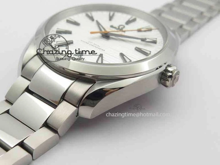 Snug 2017 Aqua Terra SS XF Best Edition White Textured Dial On SS Bracelet A 8160