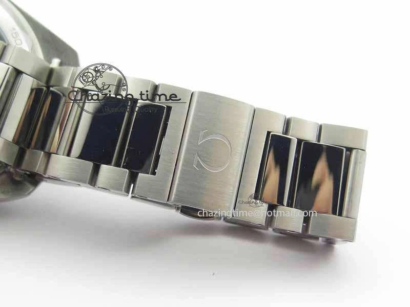 Snug 2017 Aqua Terra SS XF Best Edition White Textured Dial On SS Bracelet A 8160