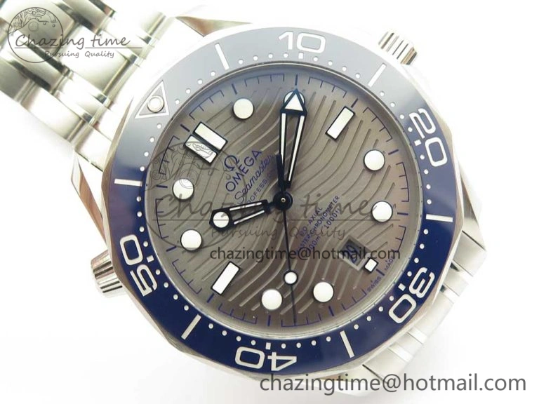 Refined 2018 Seamaster Diver 300M OMF Best Edition Blue Ceramic Gray Dial on SS Bracelet A8800 (Black Balance Wheel) 7958