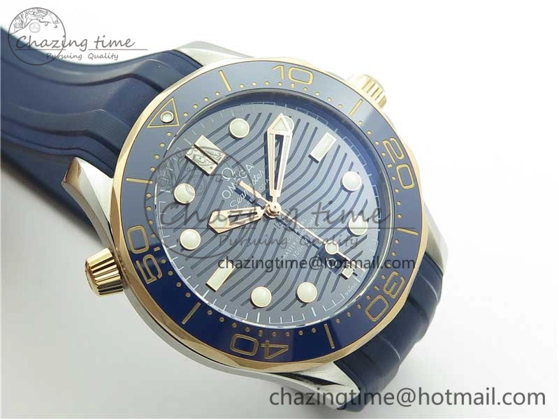 Elegant 2018 Seamaster Diver 300M SS RG VSF 1:1 Best Edition RG Bezel Blue Dial on Blue Rubber Strap A 7927