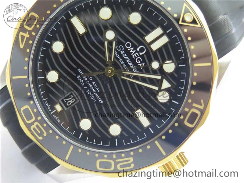 Refined 2018 Seamaster Diver 300M SS YG VSF 1:1 Best Edition YG Bezel Black Dial on Black Rubber Strap A 7934