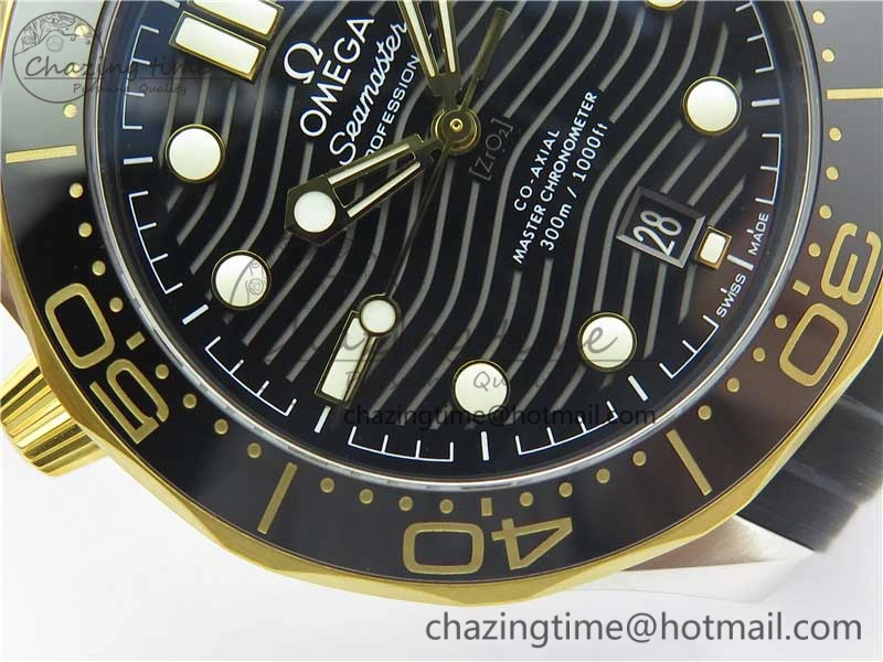 Refined 2018 Seamaster Diver 300M SS YG VSF 1:1 Best Edition YG Bezel Black Dial on Black Rubber Strap A 7934