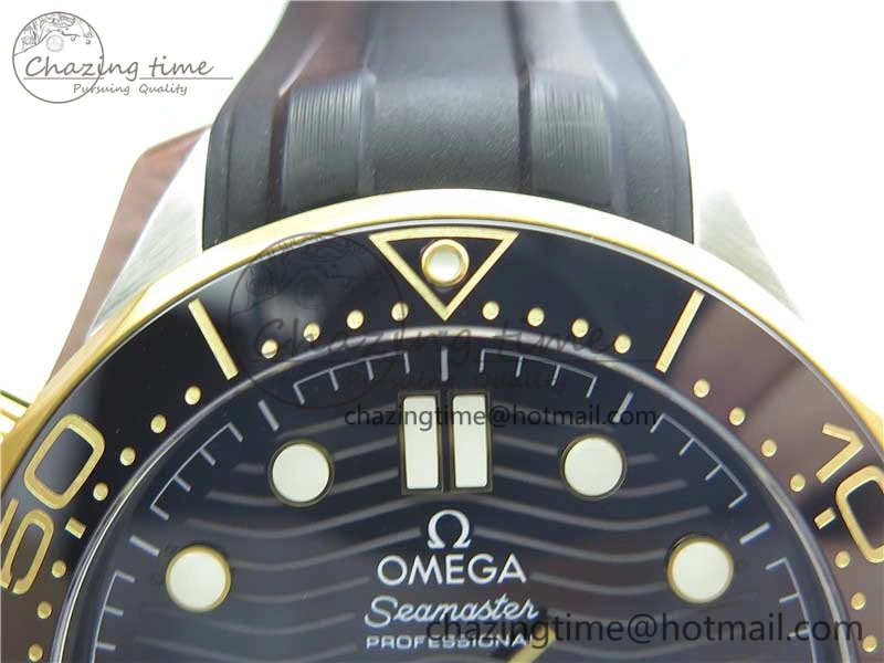 Refined 2018 Seamaster Diver 300M SS YG VSF 1:1 Best Edition YG Bezel Black Dial on Black Rubber Strap A 7934