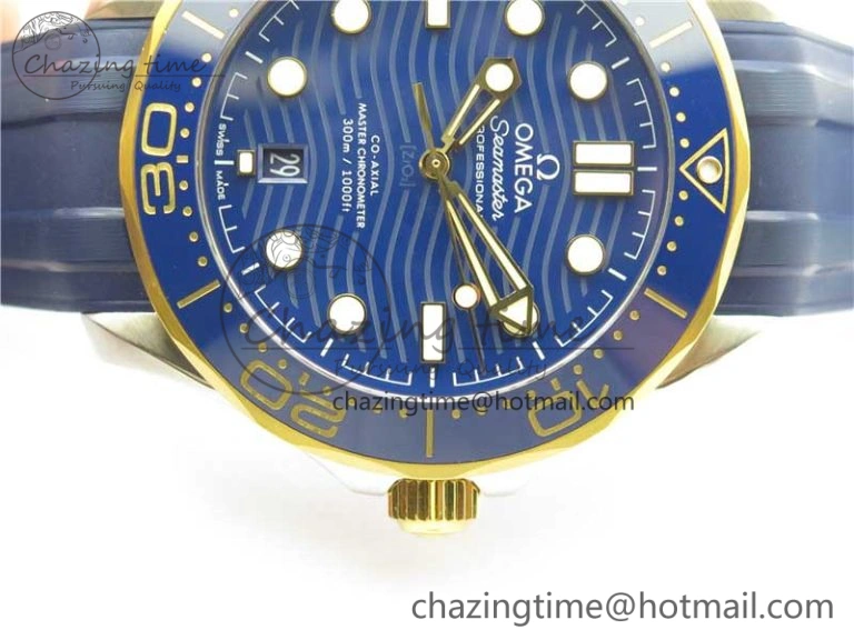 2018 Seamaster Diver 300M SS YG VSF 1:1 Best Edition YG Bezel Blue Dial on Blue Rubber Strap A Attractive 7898
