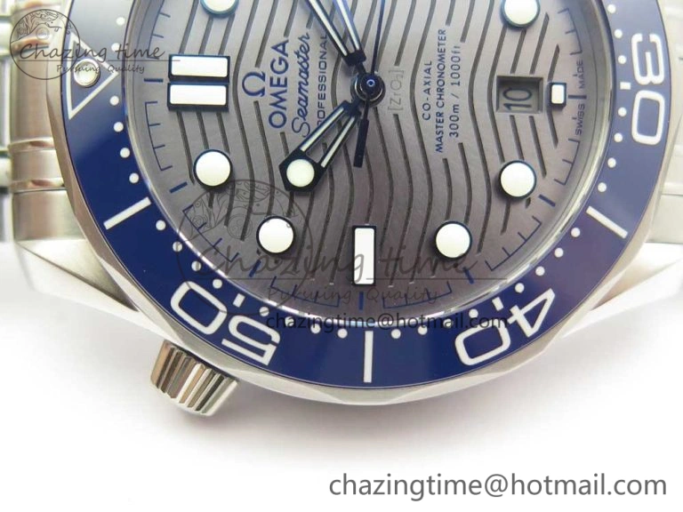 Cozy 2018 Seamaster Diver 300M VSF 1:1 Best Edition Blue Ceramic Gray Dial on SS Bracelet A8800 V2 (Black Balance Wheel) 7962