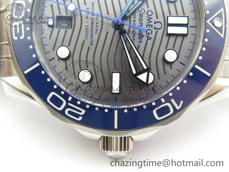 Cozy 2018 Seamaster Diver 300M VSF 1:1 Best Edition Blue Ceramic Gray Dial on SS Bracelet A8800 V2 (Black Balance Wheel) 7962