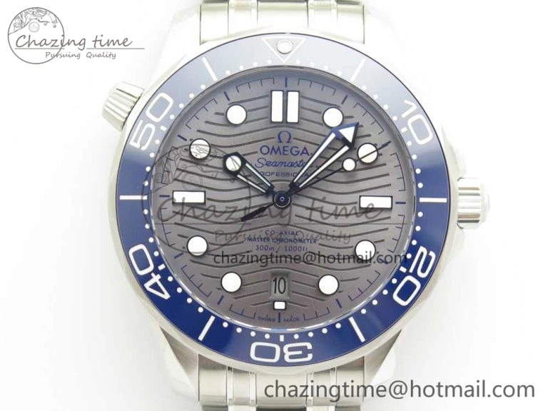 Cozy 2018 Seamaster Diver 300M VSF 1:1 Best Edition Blue Ceramic Gray Dial on SS Bracelet A8800 V2 (Black Balance Wheel) 7962