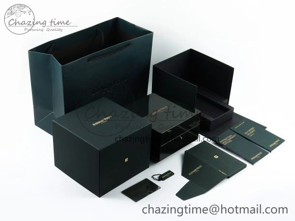 AUDEMARS PIGUET NEW GREEN WOODEN WATCH BOX AND PAPERS IMPORTANT NOTE ZipUp 4173
