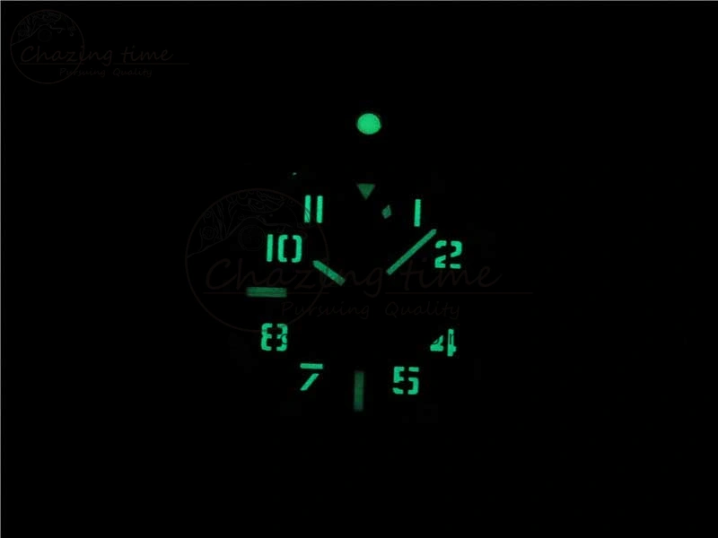 AVENGER Boutique Edition V17310 Ti DLC 1:1 Best Edition Black CF Dial on Nylon Strap A Practical 5575