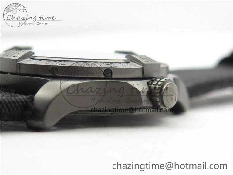 AVENGER Boutique Edition V17310 Ti DLC 1:1 Best Edition Black CF Dial on Nylon Strap A Practical 5575