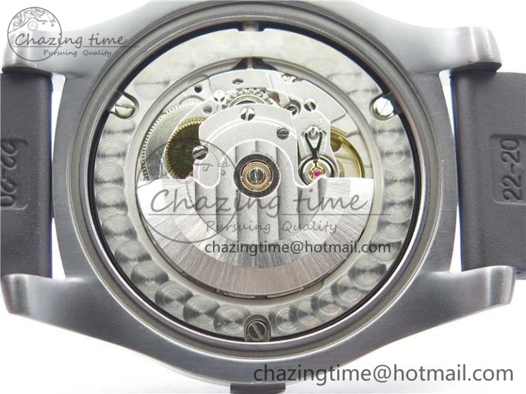 AVENGER Boutique Edition V17310 Ti DLC 1:1 Best Edition Yellow Dial on Rubber Strap A NewStyle 5576
