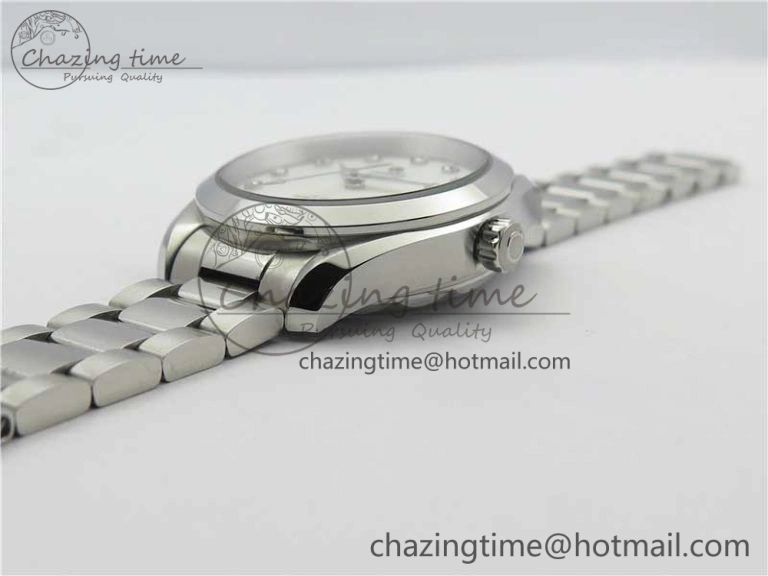 Bright Aqua Terra 150M 34mm Ladies SS VSF 1:1 Best Edition White MOP Dial Diamonds Markers on SS Bracelet A 10569