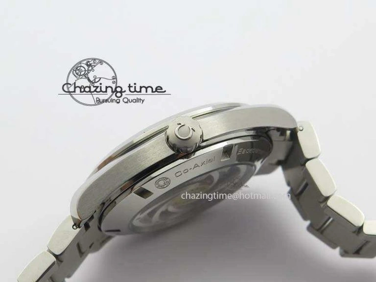 QuickDry Aqua Terra ‘James Bond’ SS JHF Best Edition Blue Dial On SS Bracelet A 8203