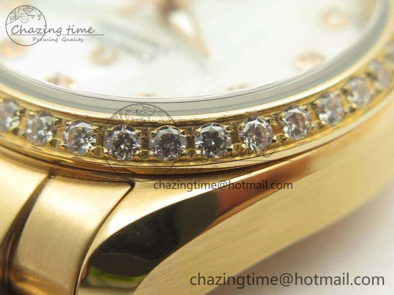 Aqua Terra Ladies 35mm RG V6F Best Edition White MOP Dial Diam On RG Bracelet A Premium 8104