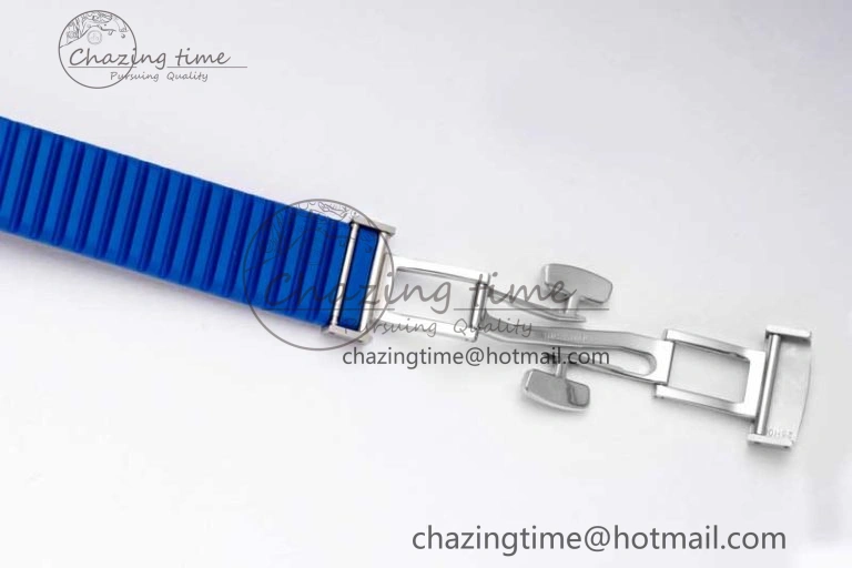 Original Aquanaut 5067A SS PPF 1:1 Best Edition Blue Textured Dial Red Hand on Blue Rubber Strap RONDA Quartz 8831