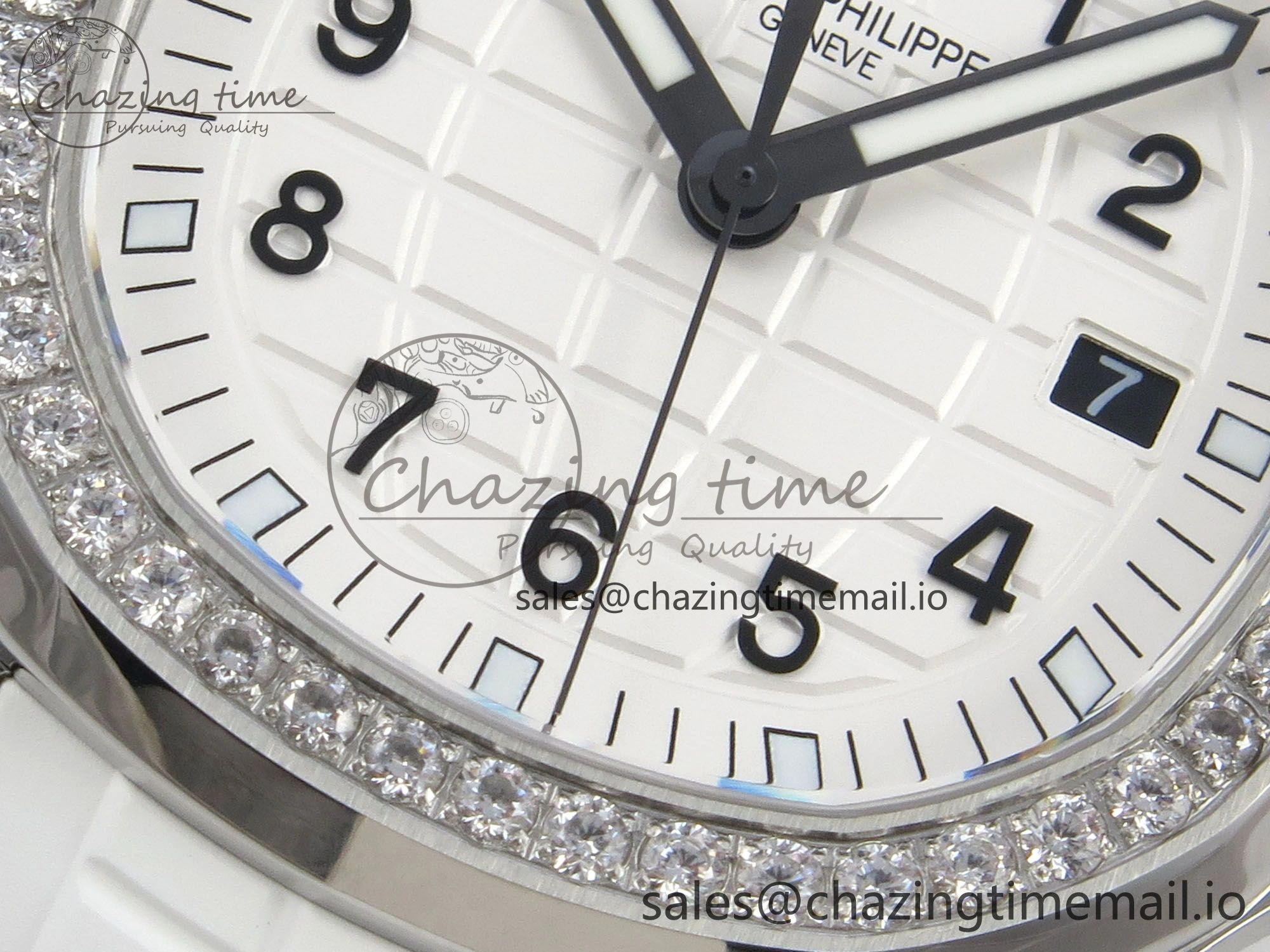 ComfortFit Aquanaut 5267 SS PPF 1:1 Best Edition White Textured Dial On White Rubber Strap Ronda Quartz 8643