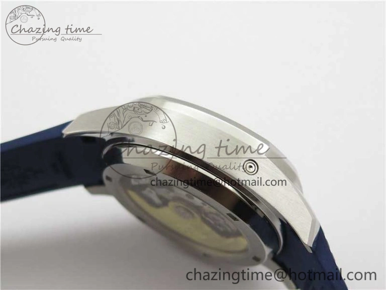 Aquanaut 5968 SS OMF Best Edition Blue Dial on Blue Rubber Strap A Lightweight 8884