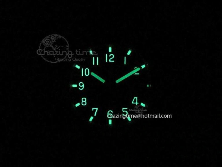 Youthful Aquanaut Jumbo V4 SS Black Dial on Black Rubber Strap Best Edition A 9099