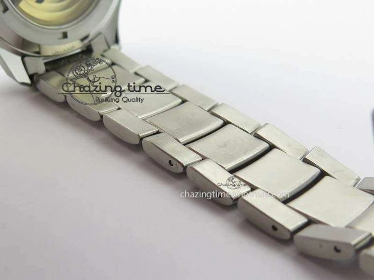 Aquanaut Jumbo V6 Best Edition SS Black Dial On SS Bracelet A Practical 9085