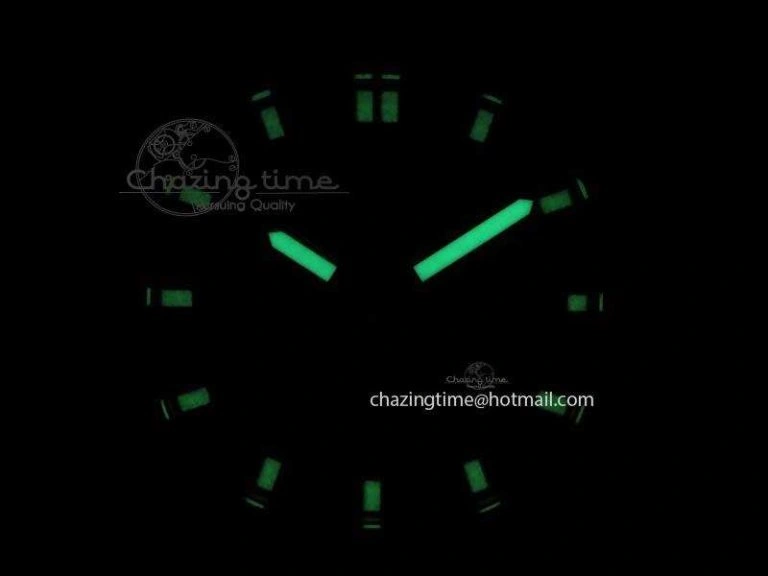 Aquanaut SS 35mm Best Editon Black Dial Diamond Bezel on Black Rubber Strap Ronda Quartz SunProtective 9080