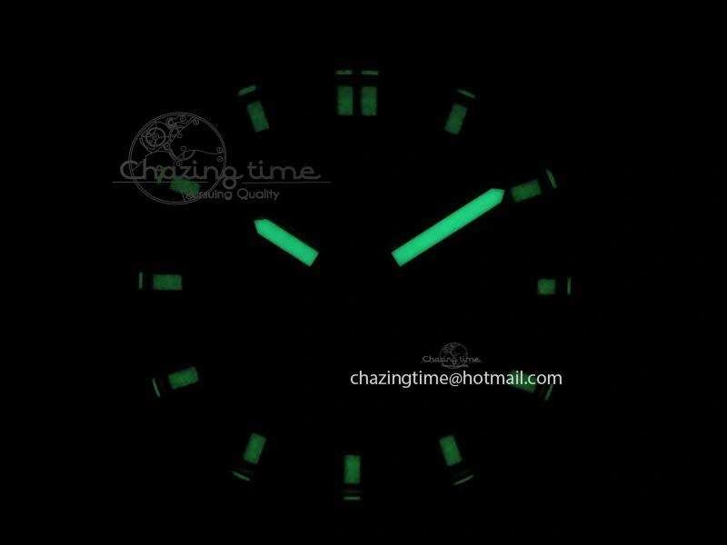 Aquanaut SS 35mm Best Editon Black Dial Diamond Bezel on Black Rubber Strap Ronda Quartz SunProtective 9080