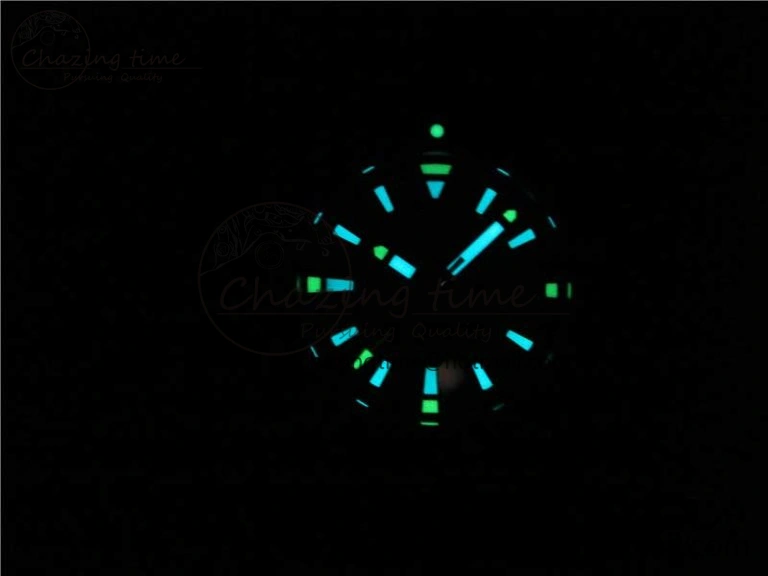 Fashionable Aquaracer Calibre 5 SS 43mm V6F 1:1 Best Edition Black Dial 2 Yellow Line on Black Rubber Strap A 9671