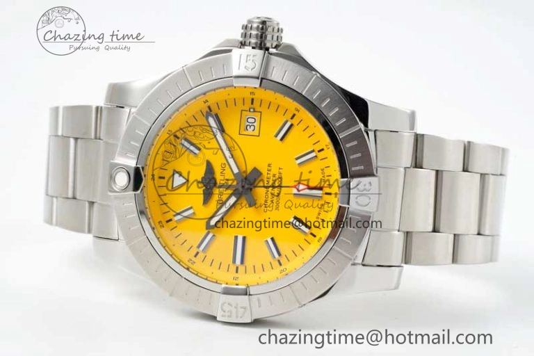 Versatile Avenger Automatic 43mm SS TF 1:1 Best Edition Yellow Dial on SS Bracelet A 5535
