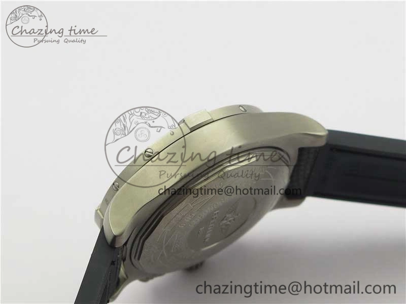 UrbanChic Avenger Bandit Titanium B50 Best Edition Gray Dial on Gray Nylon Strap A 5583