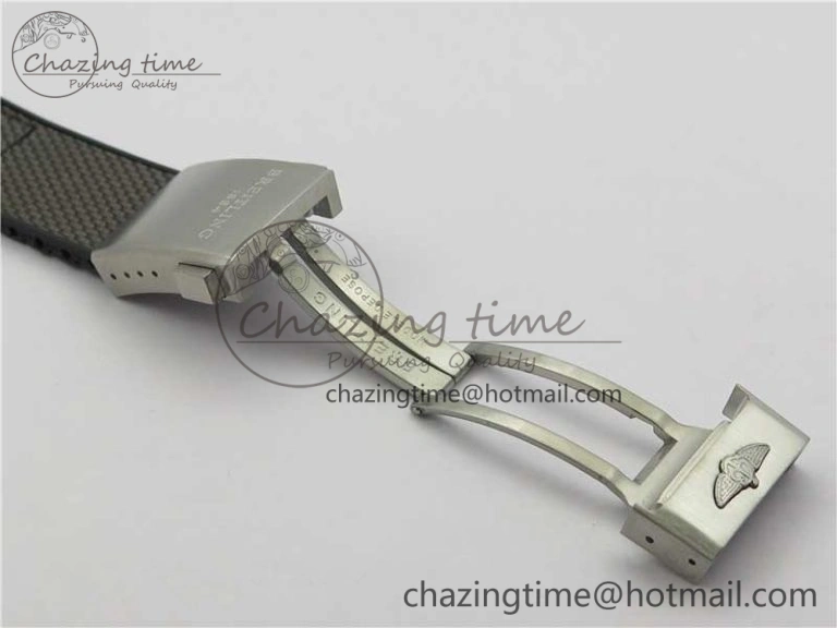 UrbanChic Avenger Bandit Titanium B50 Best Edition Gray Dial on Gray Nylon Strap A 5583