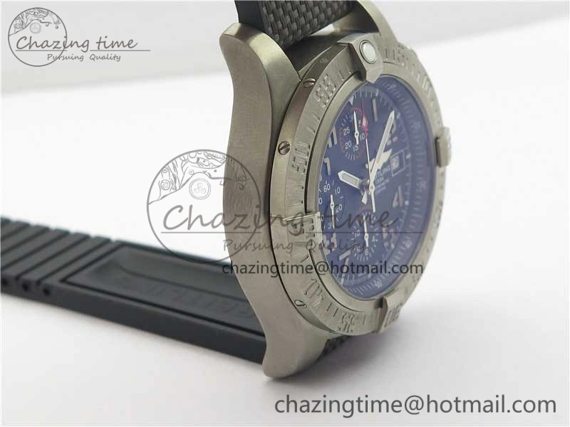 UrbanChic Avenger Bandit Titanium B50 Best Edition Gray Dial on Gray Nylon Strap A 5583