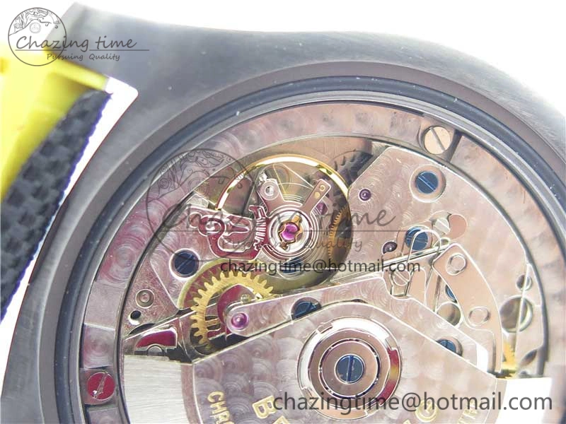 Avenger Bandit Titanium DLC B50 Best Edition Black Dial on Black Yellow Gummy strap A Minimalist 5579
