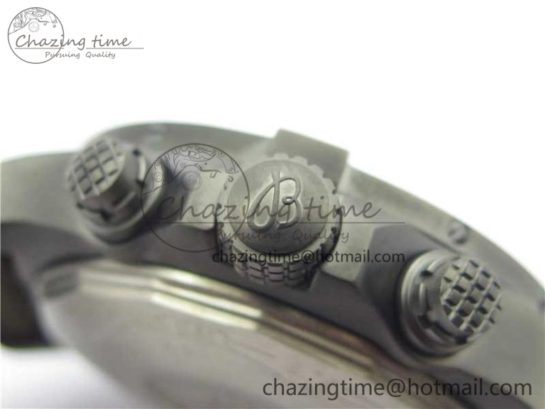 Avenger Bandit Titanium DLC B50 Best Edition Gray Carbon Dial on Green Nylon Strap A Original 5578