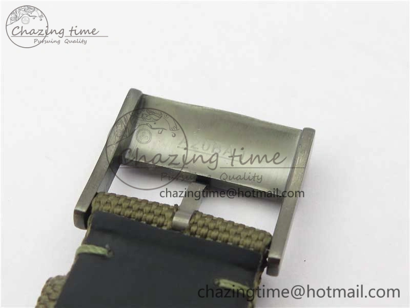 Avenger Bandit Titanium DLC B50 Best Edition Gray Carbon Dial on Green Nylon Strap A Original 5578