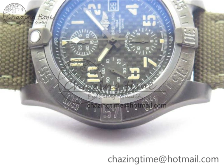 Avenger Bandit Titanium DLC B50 Best Edition Gray Carbon Dial on Green Nylon Strap A Original 5578