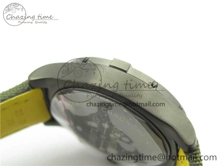 Compact Avenger Bandit V13317 Titanium DLC B50 Best Edition Green Dial on Green Nylon Strap A 5570