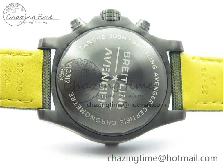 Compact Avenger Bandit V13317 Titanium DLC B50 Best Edition Green Dial on Green Nylon Strap A 5570
