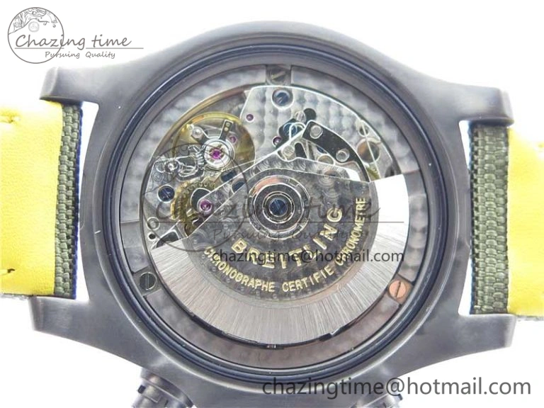 Compact Avenger Bandit V13317 Titanium DLC B50 Best Edition Green Dial on Green Nylon Strap A 5570