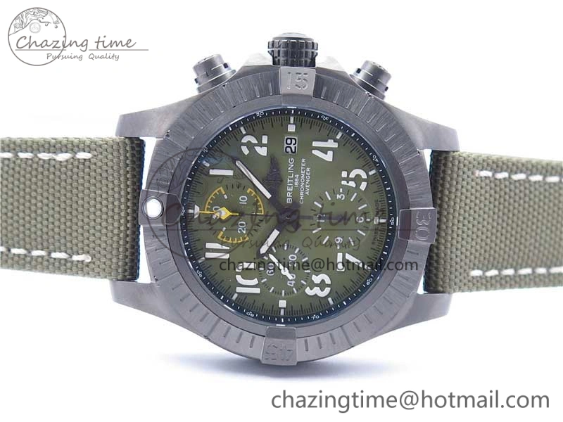 Compact Avenger Bandit V13317 Titanium DLC B50 Best Edition Green Dial on Green Nylon Strap A 5570