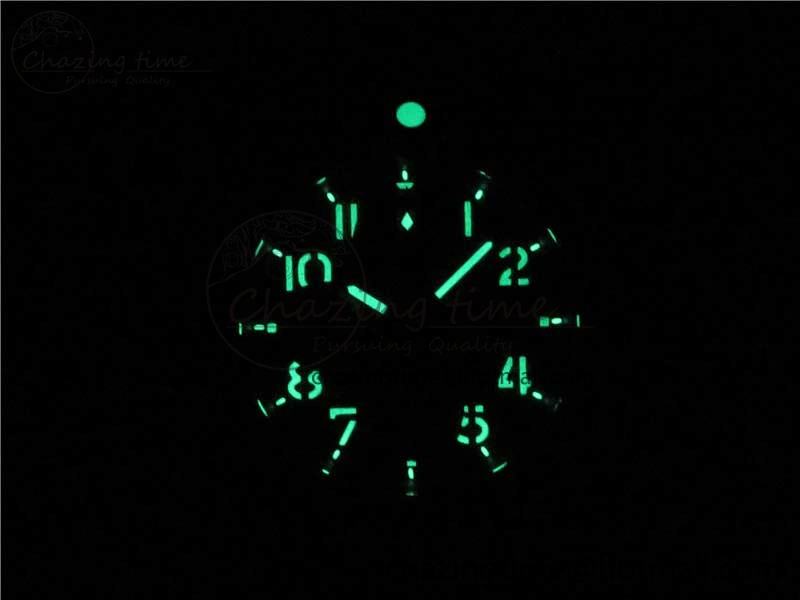 Compact Avenger Bandit V13317 Titanium DLC B50 Best Edition Green Dial on Green Nylon Strap A 5570