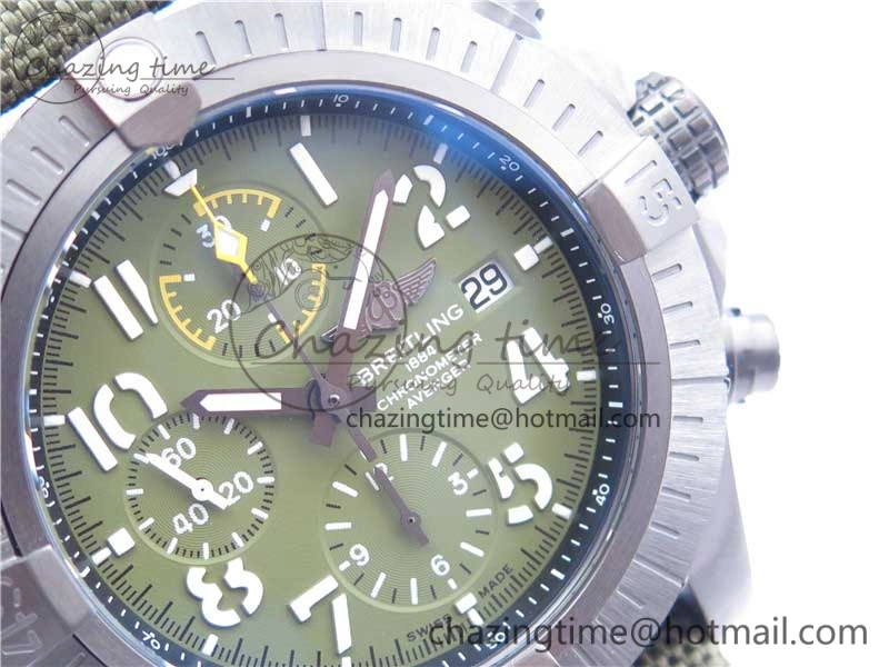 Compact Avenger Bandit V13317 Titanium DLC B50 Best Edition Green Dial on Green Nylon Strap A 5570