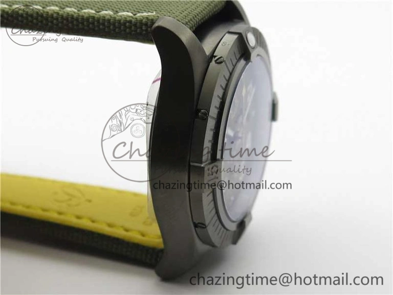 Compact Avenger Bandit V13317 Titanium DLC B50 Best Edition Green Dial on Green Nylon Strap A 5570