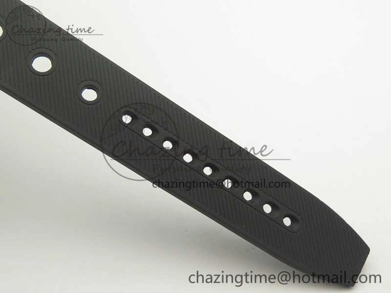 Effortless Avenger Blackbird V17311 Ti DLC 1:1 Best Edition Black CF Dial on Rubber Strap A 5606