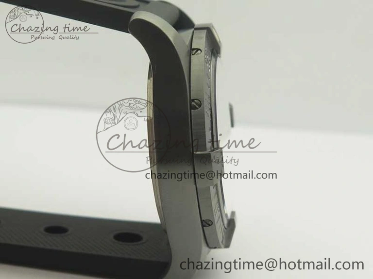 Effortless Avenger Blackbird V17311 Ti DLC 1:1 Best Edition Black CF Dial on Rubber Strap A 5606