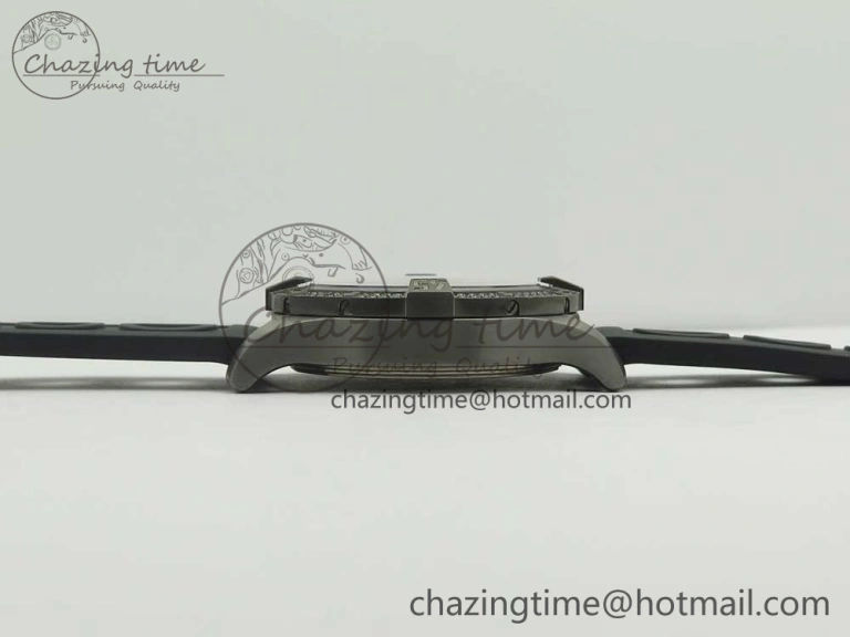 Avenger Blackbird V17311 Ti DLC 1:1 Best Edition Black Dial Diamonds Bezel on Rubber Strap A EasyMatch 5605