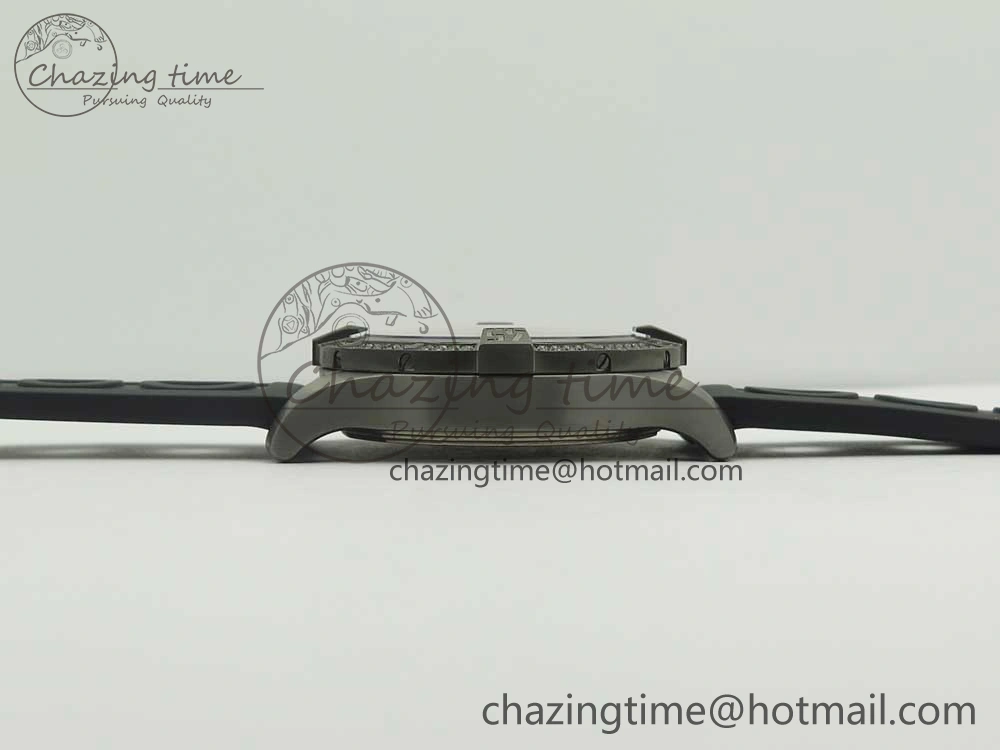 Avenger Blackbird V17311 Ti DLC 1:1 Best Edition Black Dial Diamonds Bezel on Rubber Strap A EasyMatch 5605