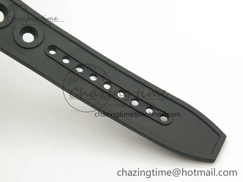 Avenger Blackbird V17311 Ti DLC 1:1 Best Edition Black Dial Diamonds Bezel on Rubber Strap A EasyMatch 5605