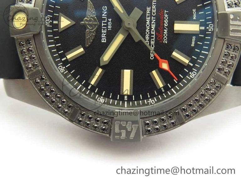 Avenger Blackbird V17311 Ti DLC 1:1 Best Edition Black Dial Diamonds Bezel on Rubber Strap A EasyMatch 5605