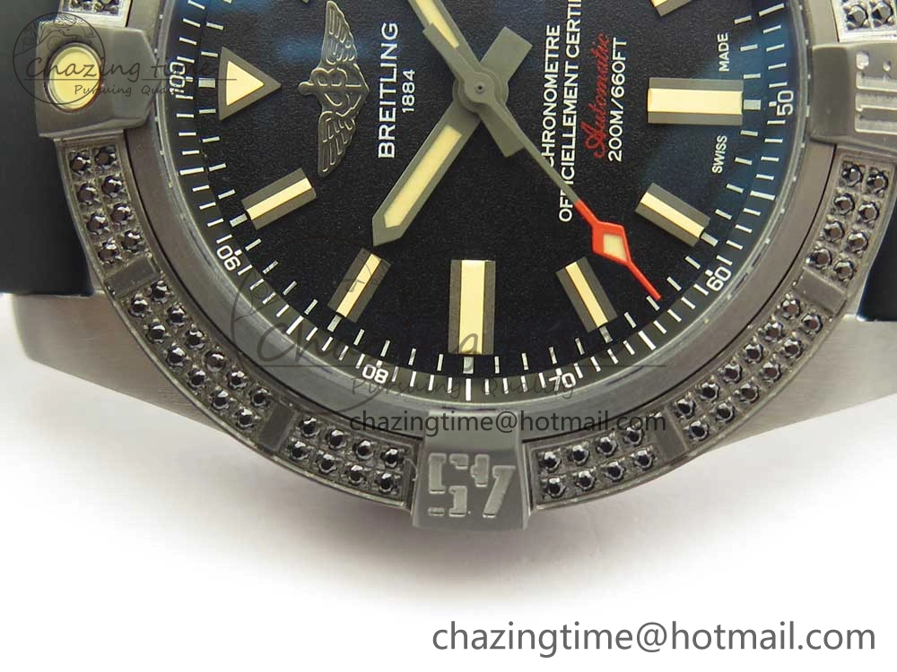 Avenger Blackbird V17311 Ti DLC 1:1 Best Edition Black Dial Diamonds Bezel on Rubber Strap A EasyMatch 5605