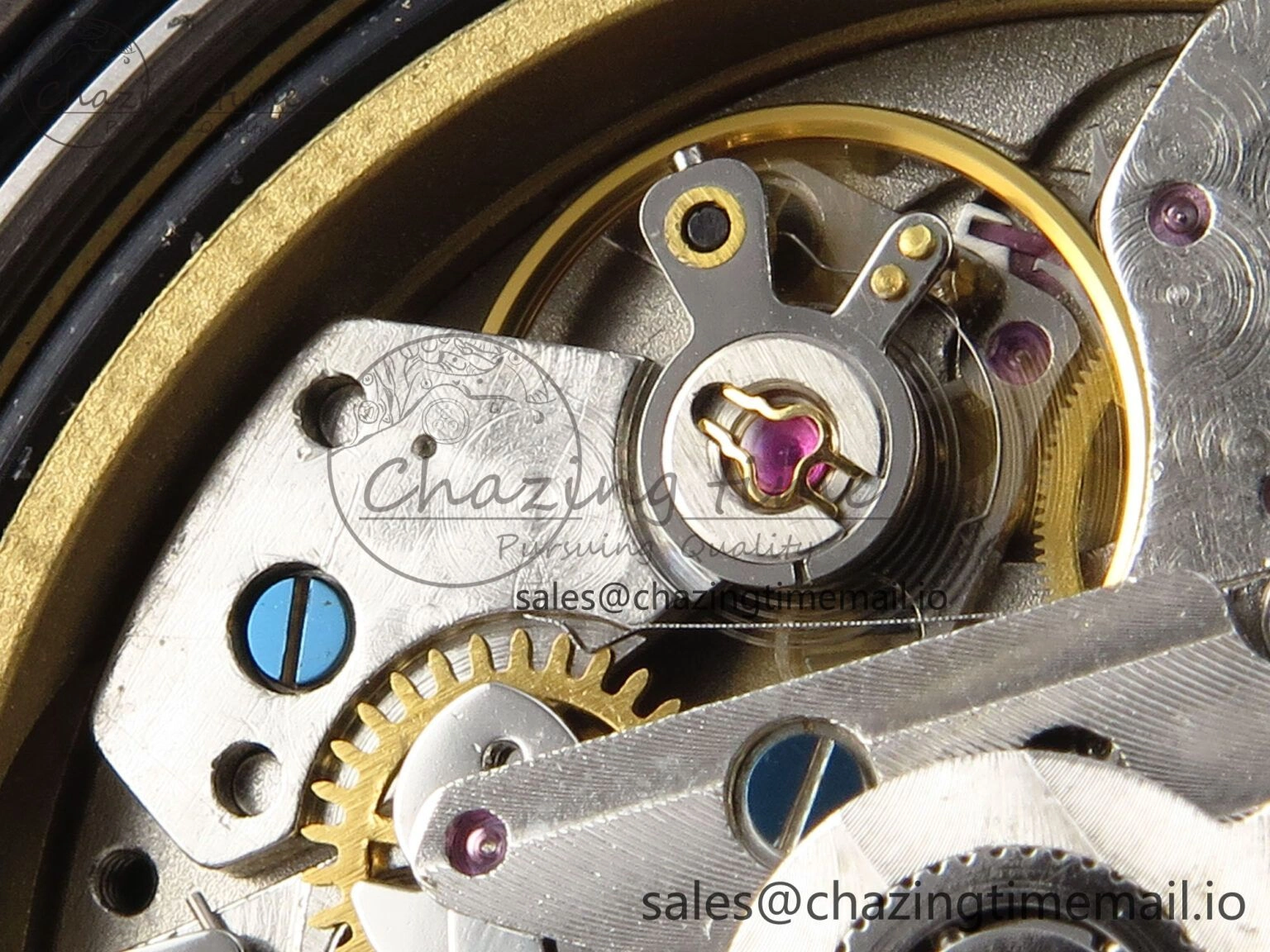 Vibrant Avenger Chrono 45mm TF 1:1 Best Edition Gray Dial on Gray Nylon Strap A 5432